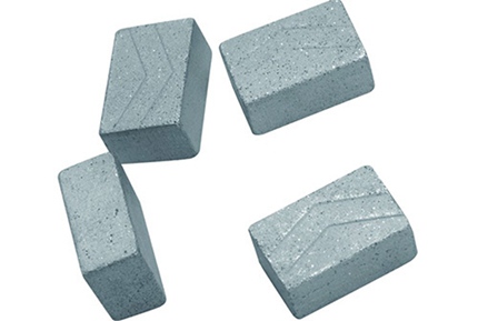 Block cutting segment and blade for granite